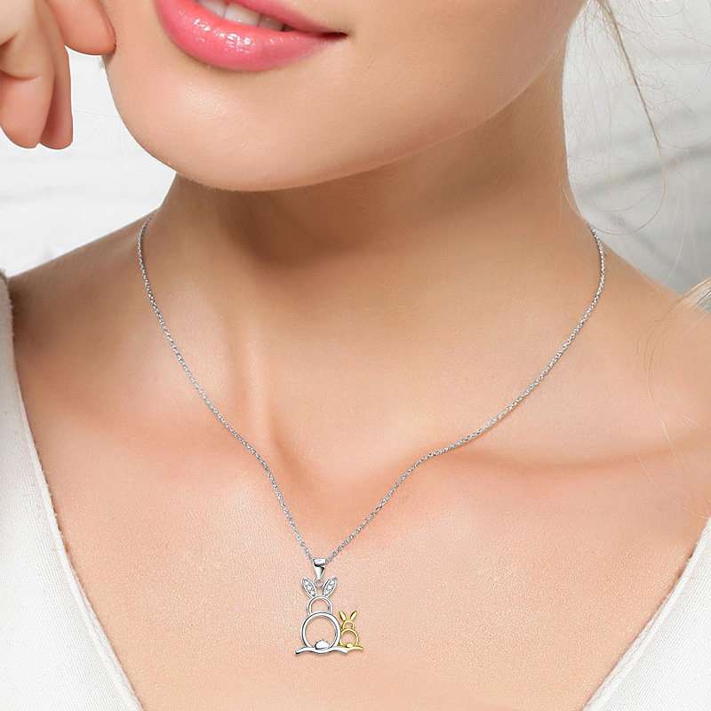 Collar de Plata 925 “Dulce Unión” – Colgante de Conejos Dorado y Plateado 6 Collar de Plata 925 “Dulce Unión” – Colgante de Conejos Dorado y Plateado - Imagen 6